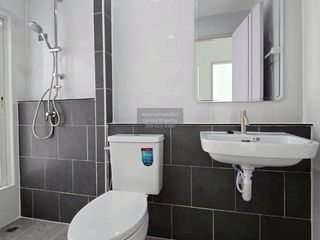 Продажа 4 спальни таунхаус в Lam Luk Ka, Патумтани