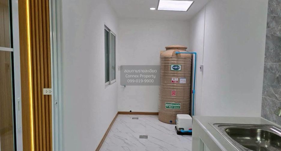 Продажа 4 спальни таунхаус в Lam Luk Ka, Патумтани