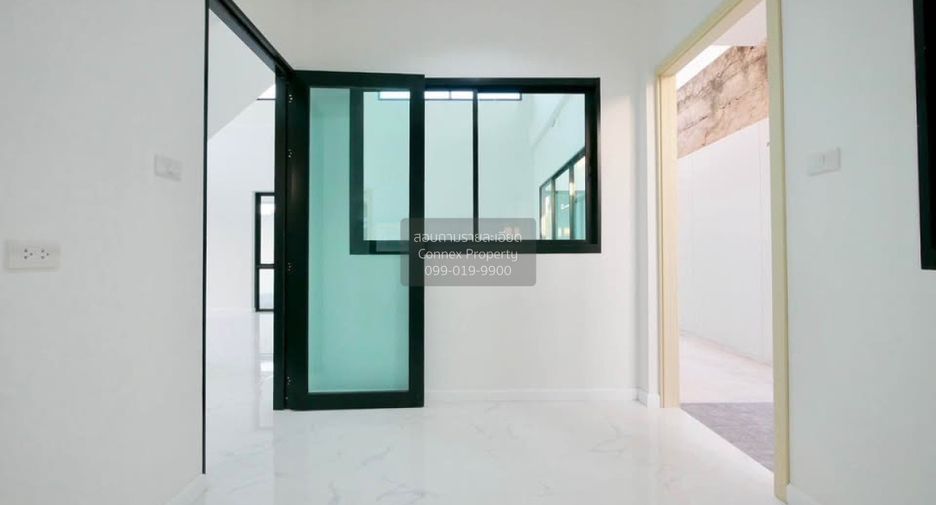 For sale 3 bedrooms house in Bueng Kum, Bangkok