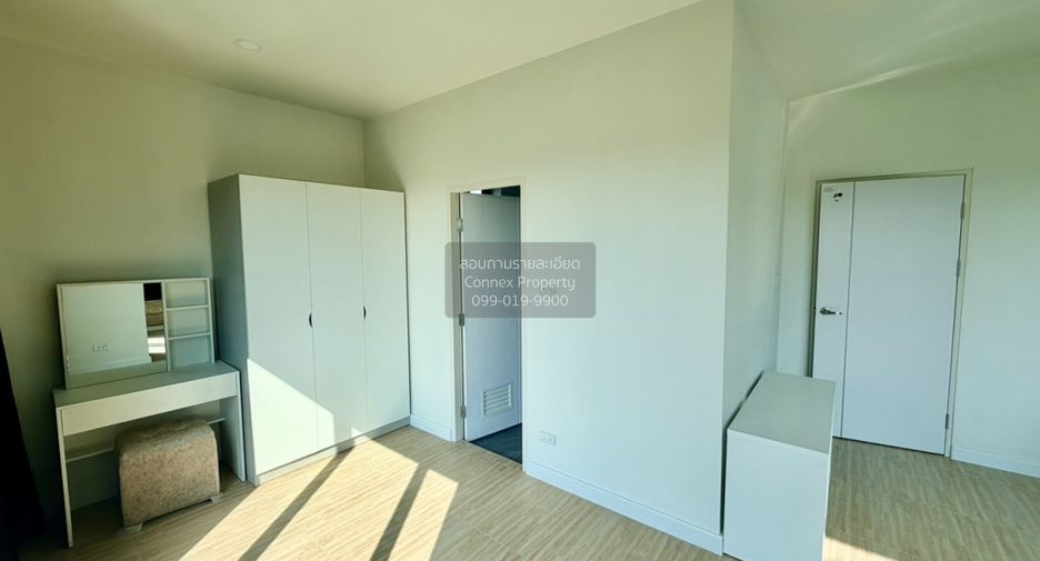 For sale 4 bedrooms house in Bang Phli, Samut Prakan