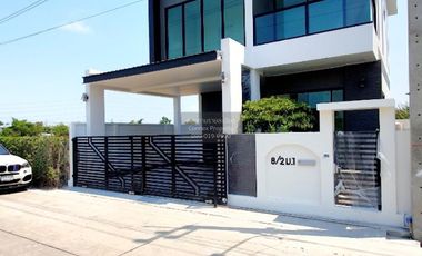 For sale 4 bedrooms house in Bang Phli, Samut Prakan