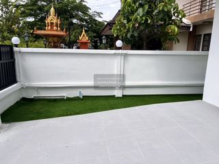 For sale 3 bedrooms house in Thawi Watthana, Bangkok