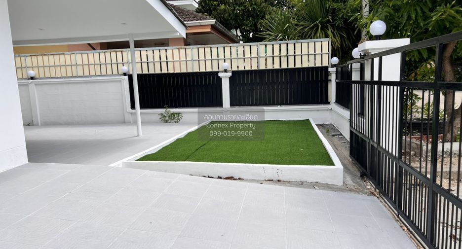 For sale 3 bedrooms house in Thawi Watthana, Bangkok