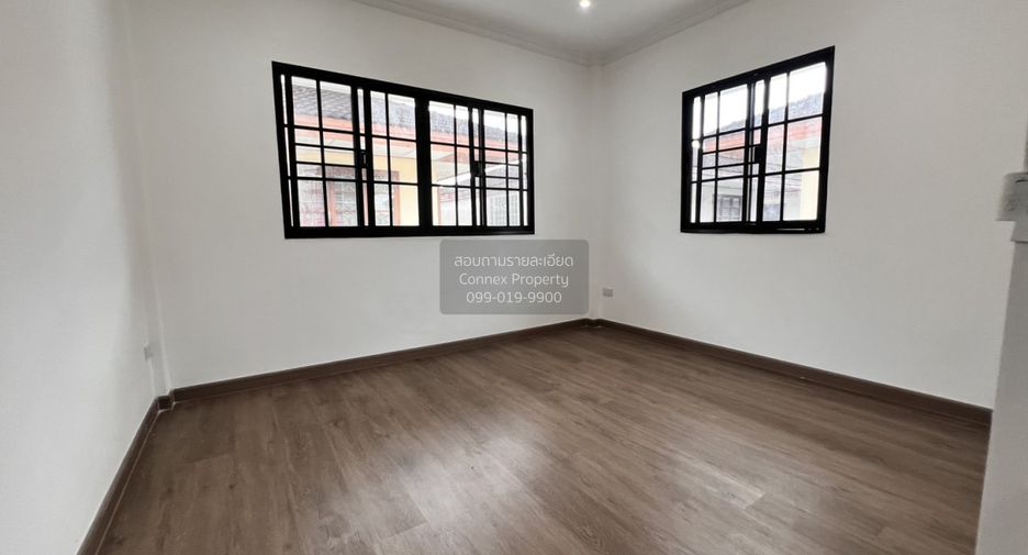 For sale 3 bedrooms house in Thawi Watthana, Bangkok
