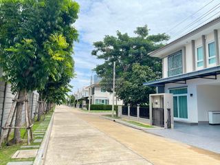 Haus zum Kauf mit 4 Zimmer in Don Mueang, Bangkok