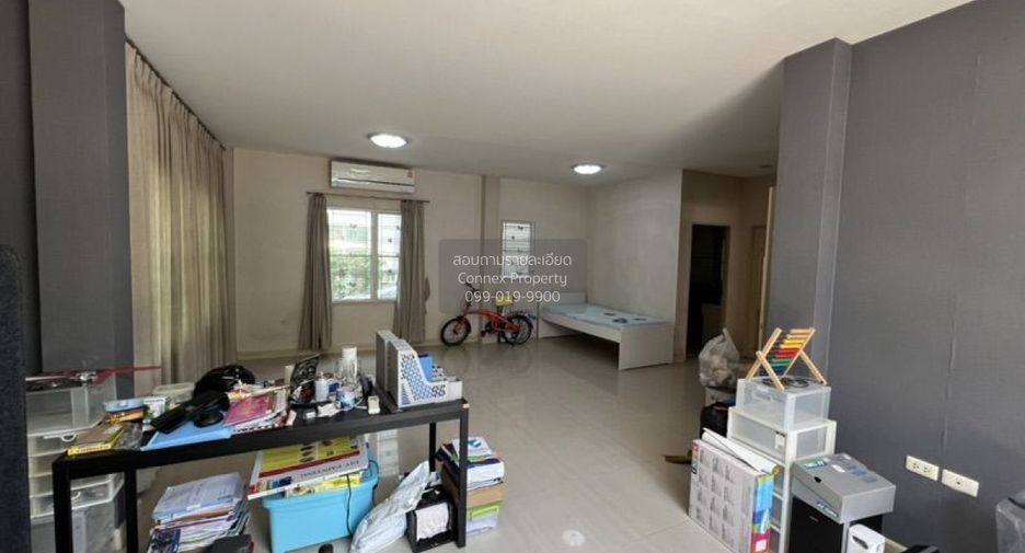 For sale 3 bedrooms house in Khlong Sam Wa, Bangkok