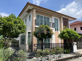 For sale 3 bedrooms house in Khlong Sam Wa, Bangkok