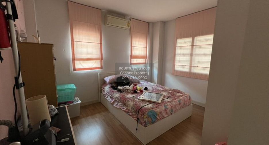 For sale 3 bedrooms house in Khlong Sam Wa, Bangkok