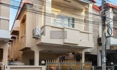 For sale 3 ベッドルーム house in Thung Khru, Bangkok