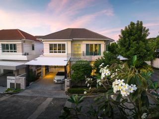 For sale 3 bedrooms house in Saphan Sung, Bangkok