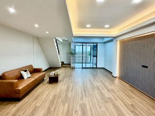 For sale 3 bedrooms townhouse in Wang Thonglang, Bangkok