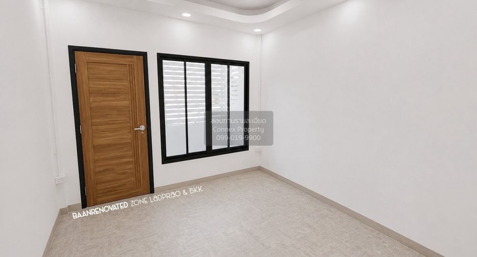 For sale 4 bedrooms townhouse in Huai Khwang, Bangkok