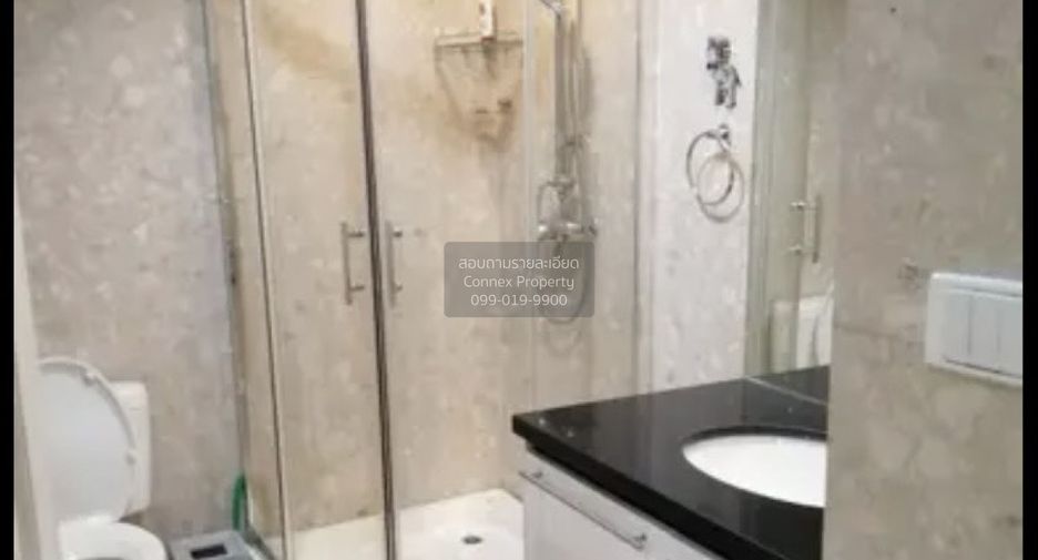 For sale 3 bedrooms condo in Watthana, Bangkok