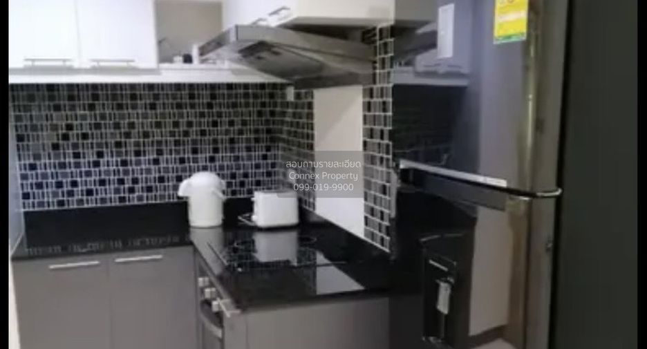 For sale 3 bedrooms condo in Watthana, Bangkok