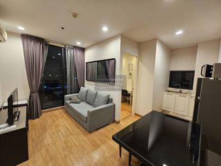Продажа 2 спальни кондо в Пхра Кханонг, Бангкок