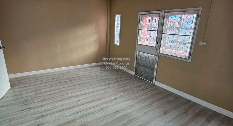 Casa adosada en venta de 3 habitaciones en Bang Bua Thong, Nonthaburi