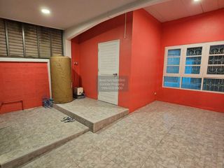 Casa adosada en venta de 3 habitaciones en Bang Bua Thong, Nonthaburi