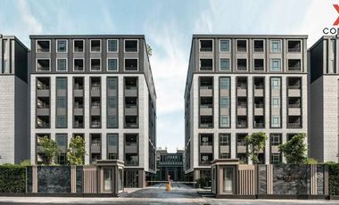 For sale 2 bedrooms condo in Huai Khwang, Bangkok