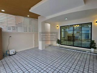 Casa adosada en venta de 3 habitaciones en Bang Bua Thong, Nonthaburi
