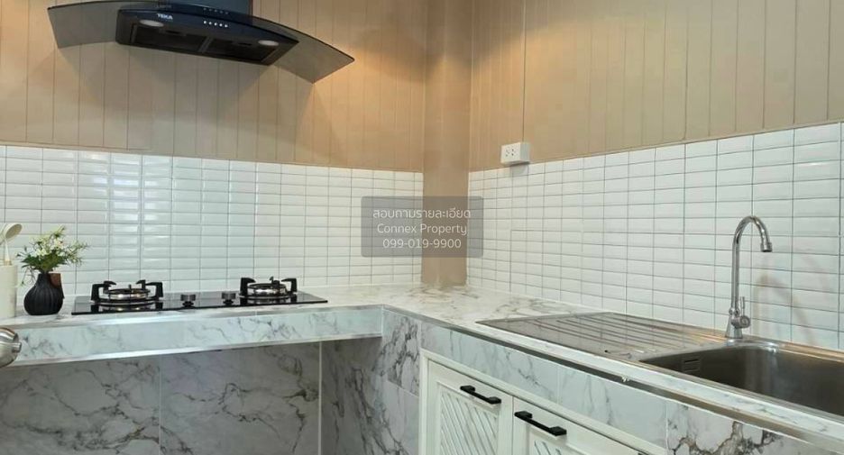Casa adosada en venta de 3 habitaciones en Bang Bua Thong, Nonthaburi