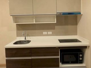 Аренда и продажа 2 спальни кондо в Хуаи Кхщанг, Бангкок
