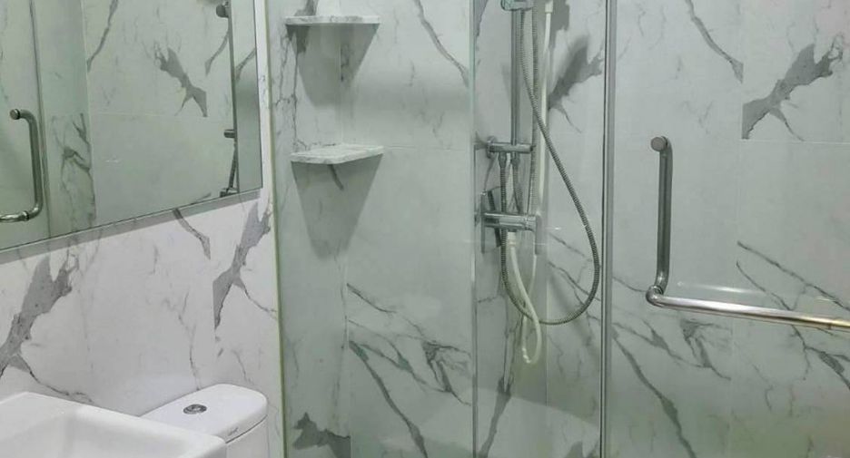 For sale 1 bed condo in Watthana, Bangkok