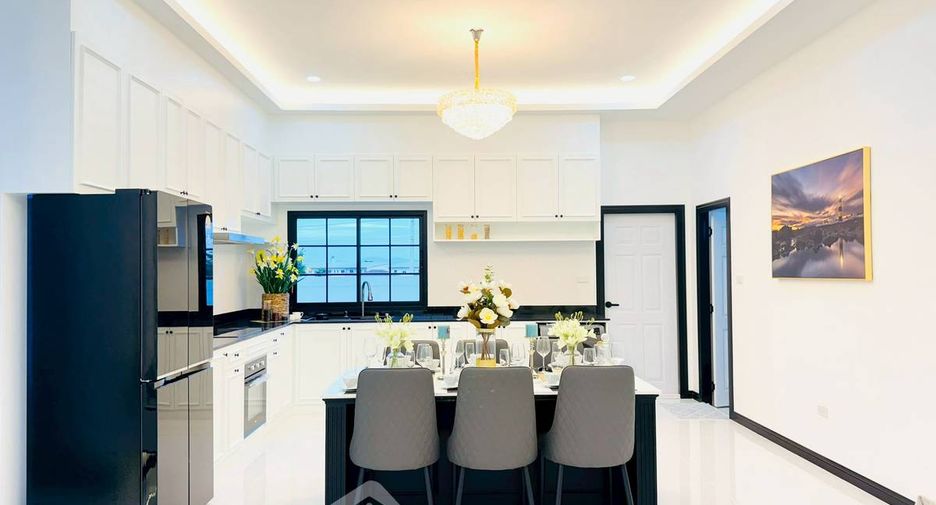 For sale 3 ベッドルーム house in East Pattaya, Pattaya