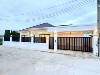 For sale 3 ベッドルーム house in East Pattaya, Pattaya