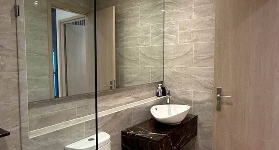 For rent 1 bed condo in Huai Khwang, Bangkok