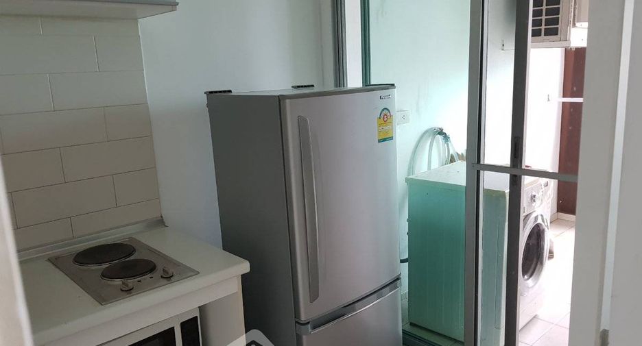 Condo en alquiler de 2 habitaciones en Huai Khwang, Bangkok
