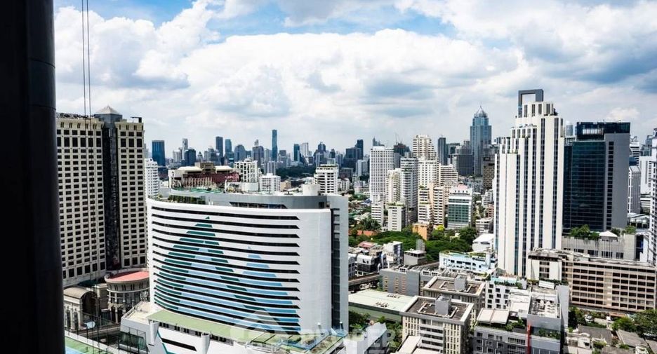 Condo en alquiler de 1 habitaciones en Khlong Toei, Bangkok