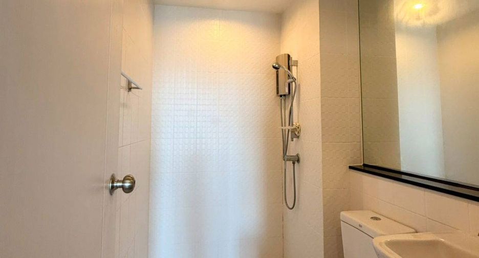 Condo en alquiler de 2 habitaciones en Bang Sue, Bangkok