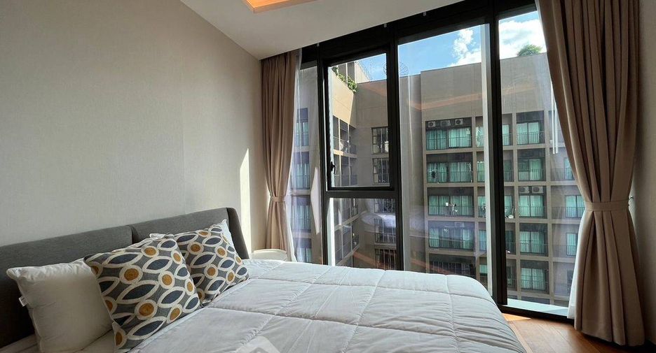 For rent 2 bedrooms condo in Khlong Toei, Bangkok