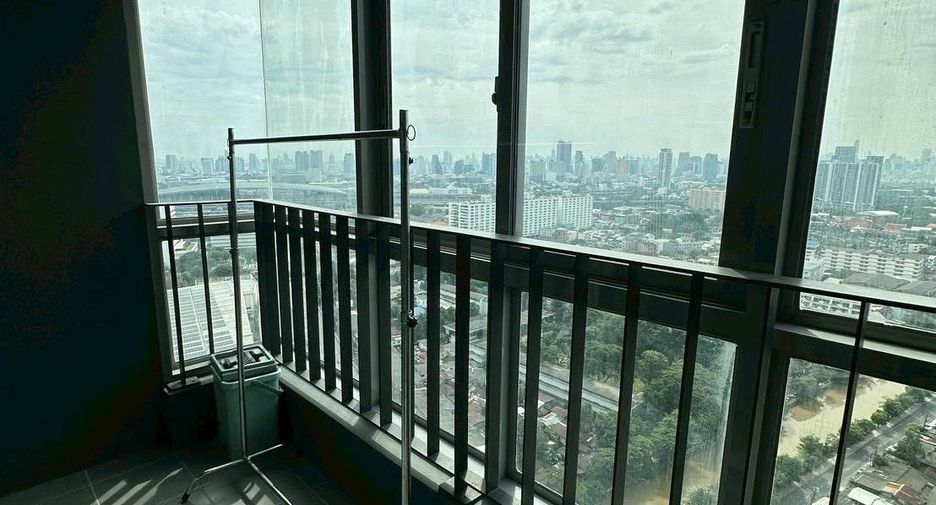 Condo en alquiler de 2 habitaciones en Bang Sue, Bangkok