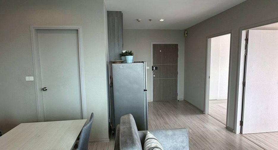 Condo en alquiler de 2 habitaciones en Bang Sue, Bangkok