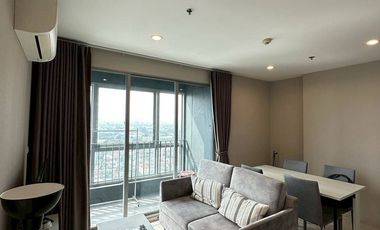Condo en alquiler de 2 habitaciones en Bang Sue, Bangkok