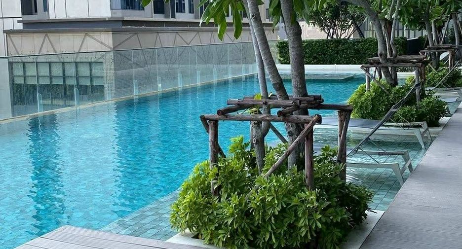 À louer 1 chambre condo à Bang Na, Bangkok