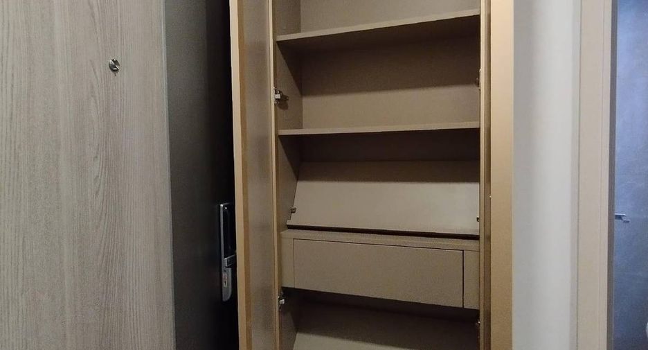 For rent 1 bed condo in Huai Khwang, Bangkok