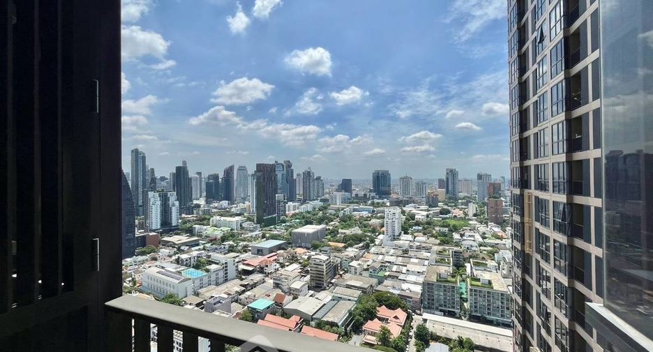For rent 1 bed condo in Khlong Toei, Bangkok