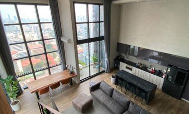 Condo en alquiler de 3 habitaciones en Watthana, Bangkok