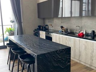 Аренда 3 спальни кондо в Щаттхана, Бангкок