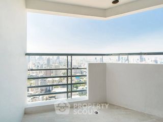 For rent 2 ベッドルーム condo in Khlong Toei, Bangkok