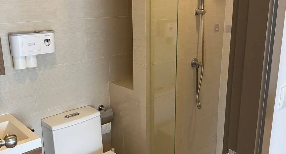For rent 2 bedrooms condo in Bang Na, Bangkok
