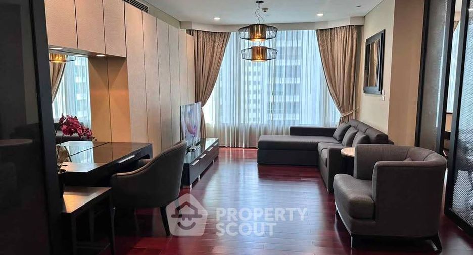 À louer 3 chambres condo à Pathum Wan, Bangkok