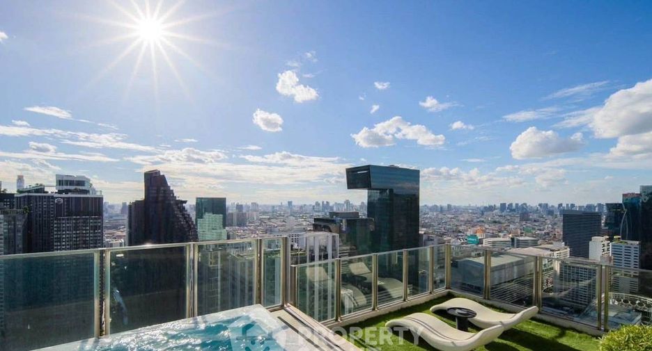 For rent 2 bedrooms condo in Huai Khwang, Bangkok