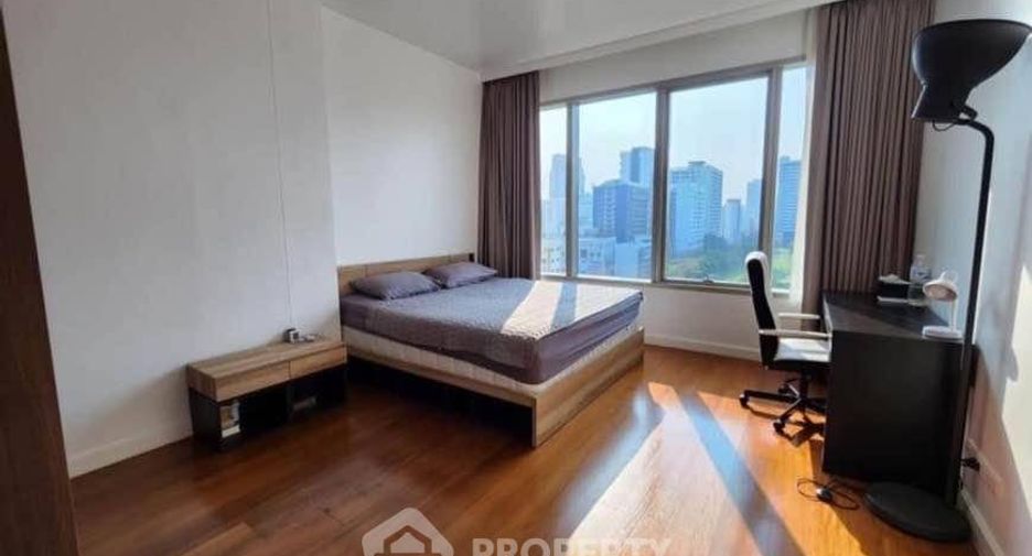 À louer 2 chambres condo à Pathum Wan, Bangkok