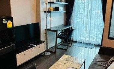 Condo en alquiler de 1 habitaciones en Phra Khanong, Bangkok