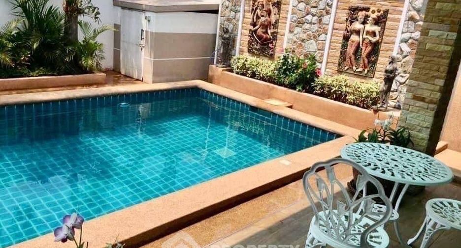 For rent 3 bedrooms villa in Huay Yai, Pattaya