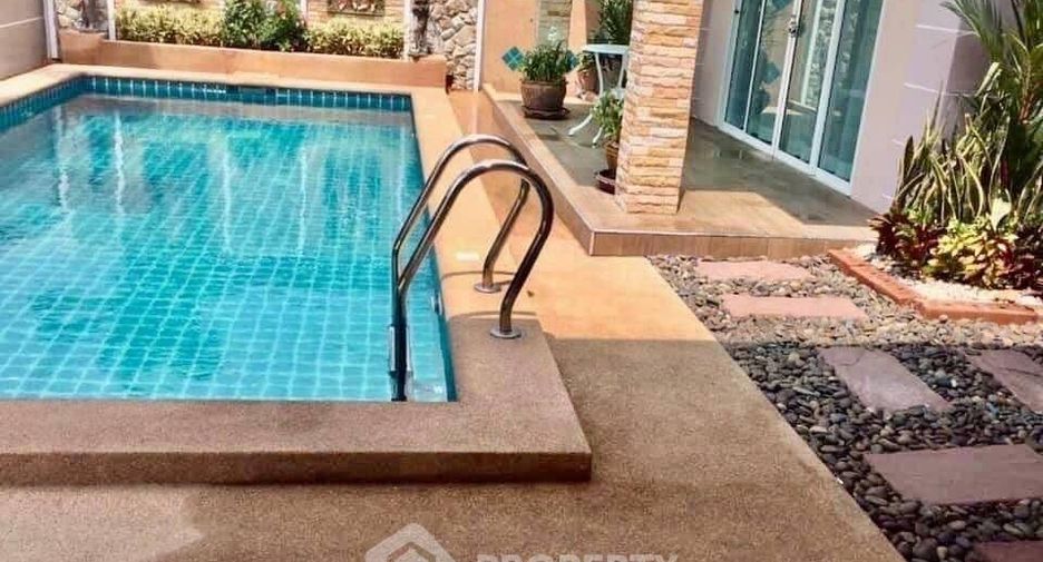 For rent 3 bedrooms villa in Huay Yai, Pattaya