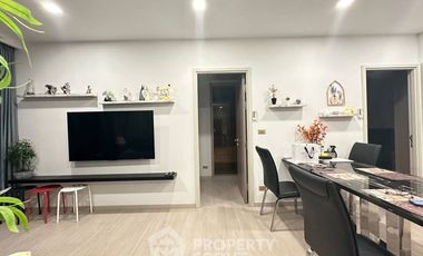 For rent 2 bedrooms condo in Huai Khwang, Bangkok